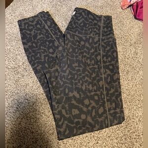 Vuori Studio Pocket Leggings